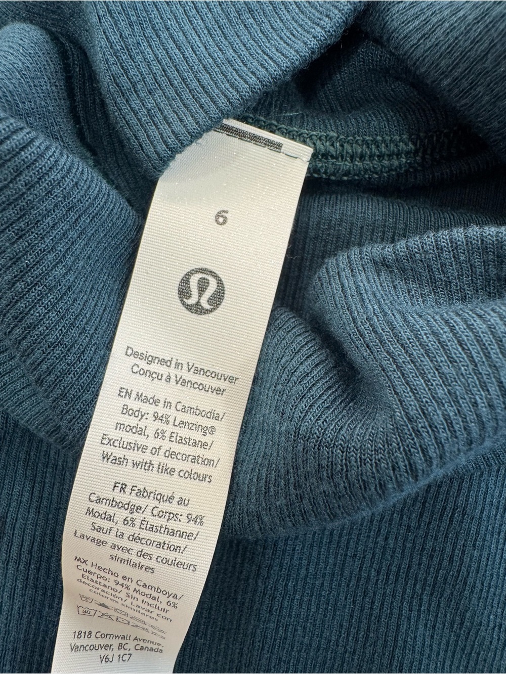 🔥LULULEMON Hold Tight Turtle Neck Long Sleeve INDOCHINE BLUE - Picture 8 of 8